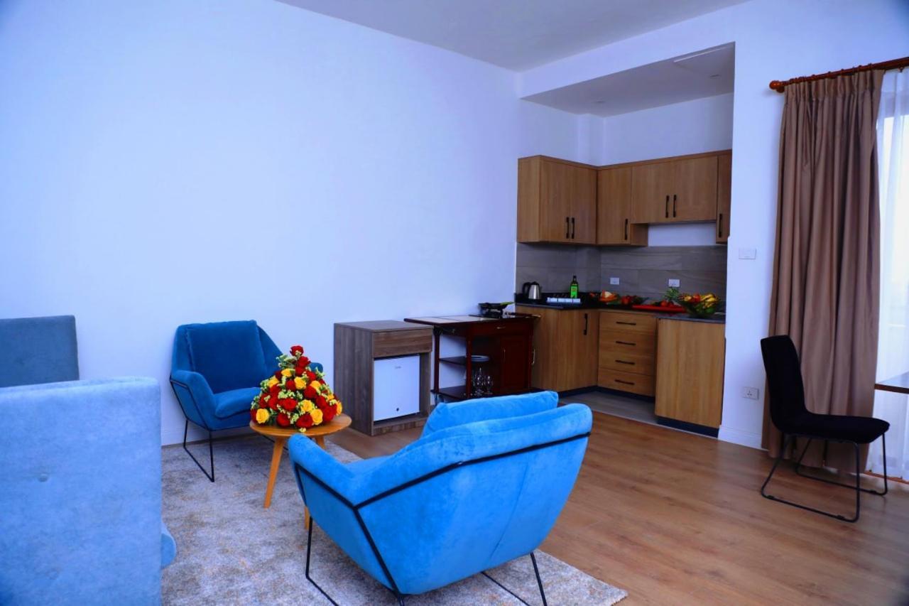 Elmos Hotel Addis Ababa Ngoại thất bức ảnh