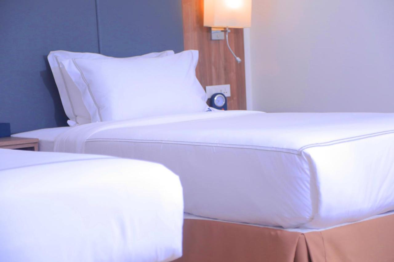 Elmos Hotel Addis Ababa Ngoại thất bức ảnh