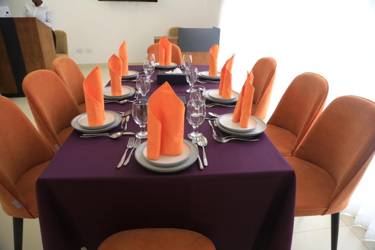 Elmos Hotel Addis Ababa Ngoại thất bức ảnh